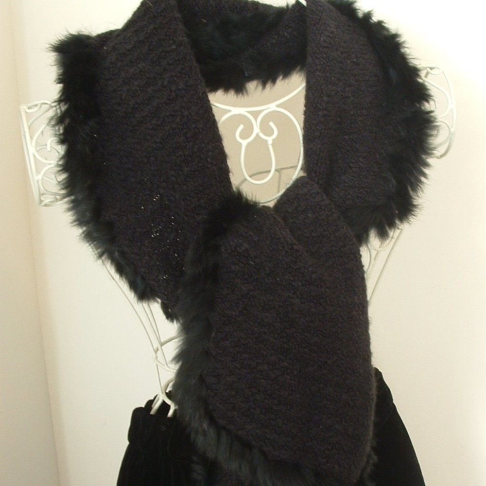 Acrylic Rabbit Fur Trim Scarf - Picture 2 of 8